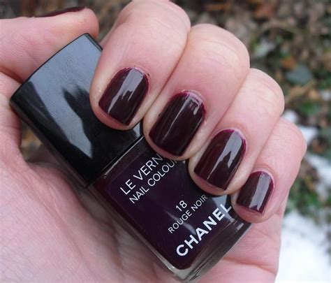 chanel le vernis nail colour 18 rouge noir 13ml|LE VERNIS Longwear Nail Colour .